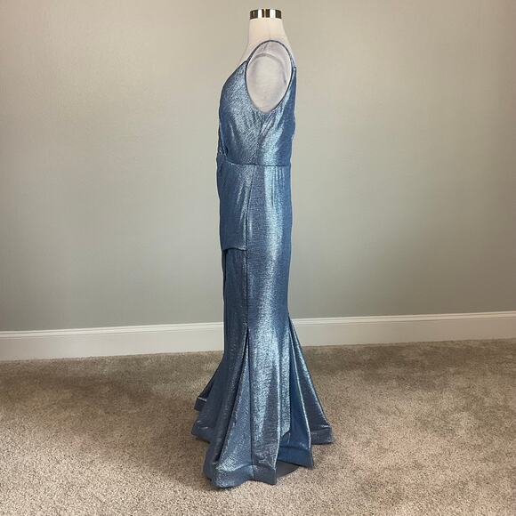 Metallic Sleeveless Thigh Slit Evening Gown Blue Size 10 Nightway Formal Dress - Picture 6 of 13